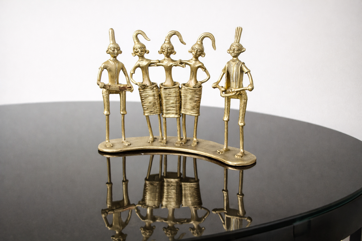 Dhokra Tribal Musician Brass Showpiece – Handcrafted Set of 5 Folk Musicians | Ethnic Indian Table Decor | Lost-Wax Brass Art