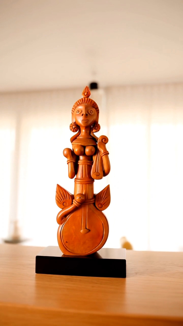 Terracotta Veena Saraswati – Handcrafted Clay Idol - Image 2